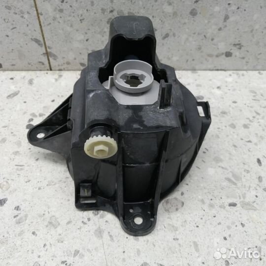 Фара противотуманная правая Toyota Rav 4 A40 2013