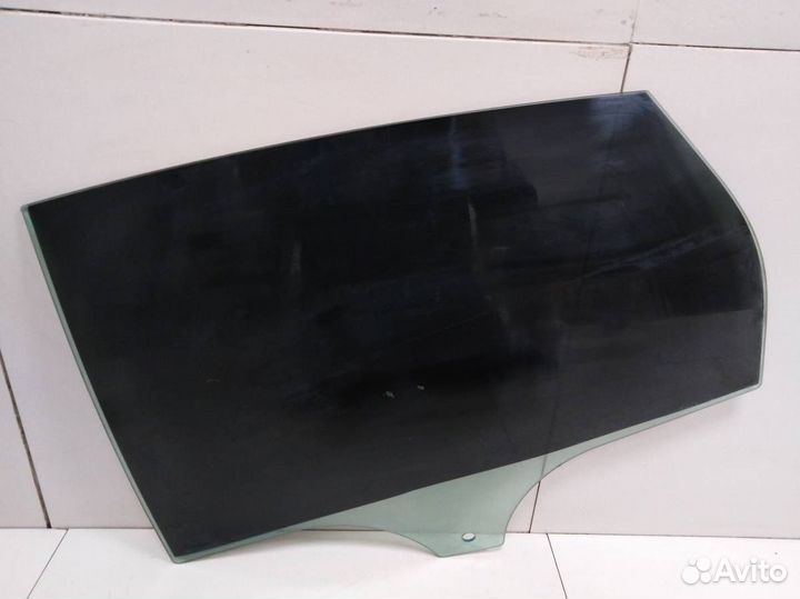 Стекло двери задней левой Ford Focus 3 2011