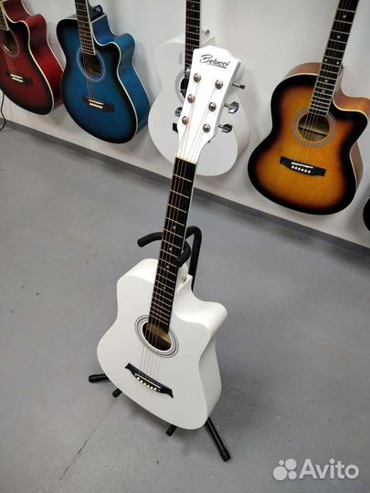 Акустическая гитара