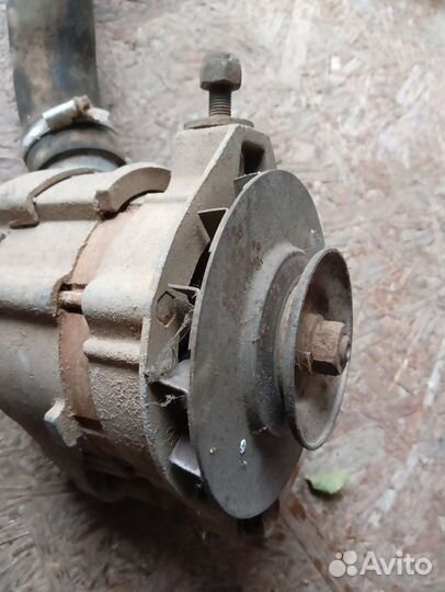 Генератор на Ниву 21213