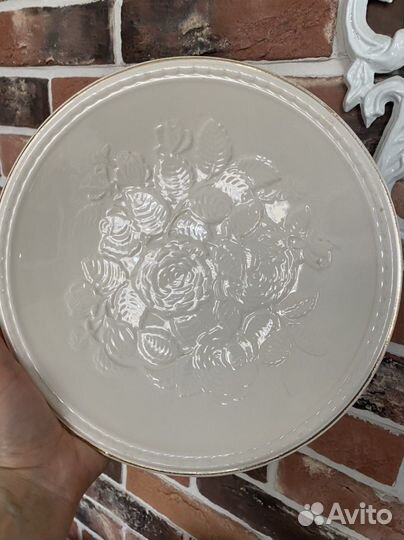 Белое блюдо тарелка зик