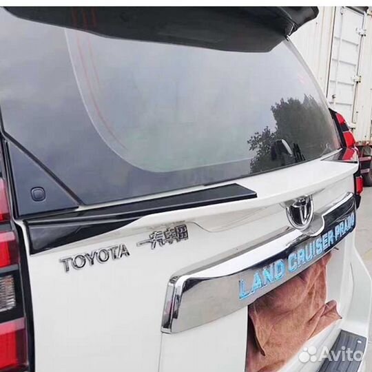 Prado 150 Спойлер под стекло Modellista Q5EH9