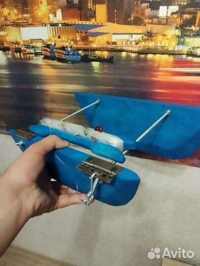 Кораблик для рыбалки