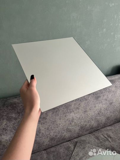 Зеркало квадратное