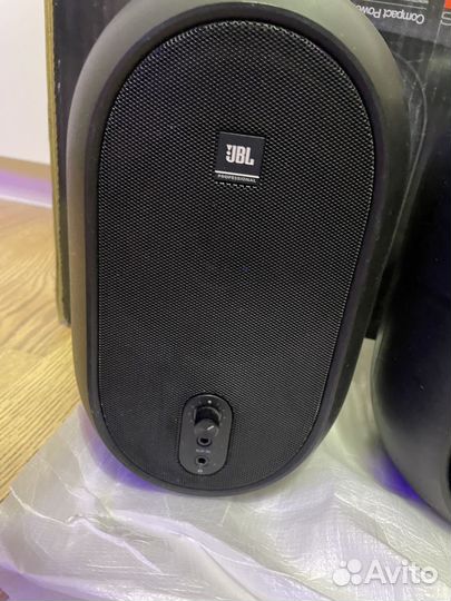 Студийные мониторы JBL 104