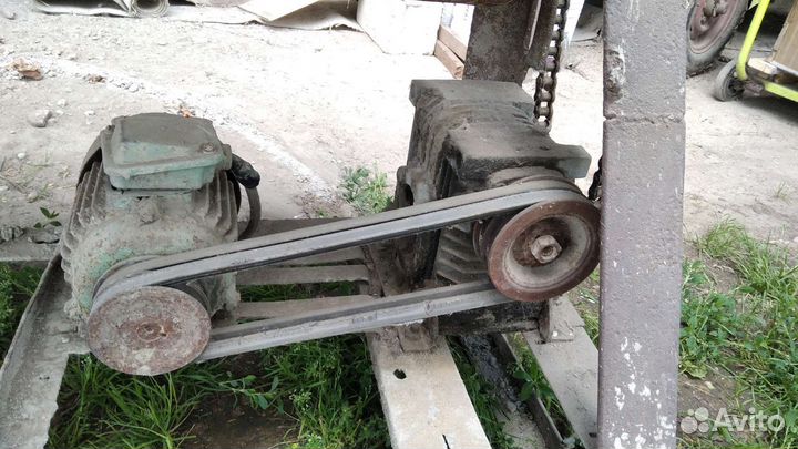 Бетономешалка лопастная