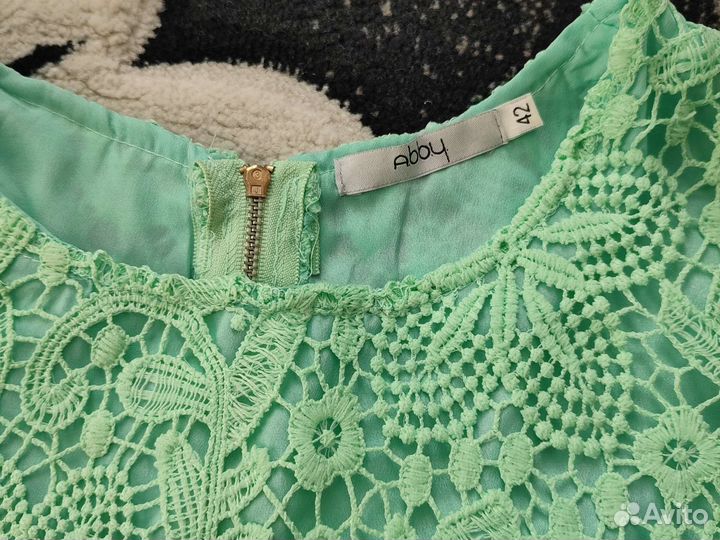 Стильный кружевной костюм