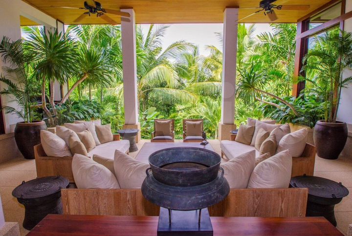 Дом 1513 м² на участке 1559 м² (Таиланд)