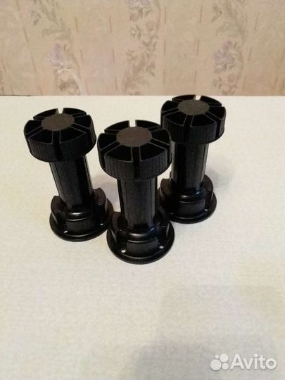 Ножки для мебели разные и детской кроватки