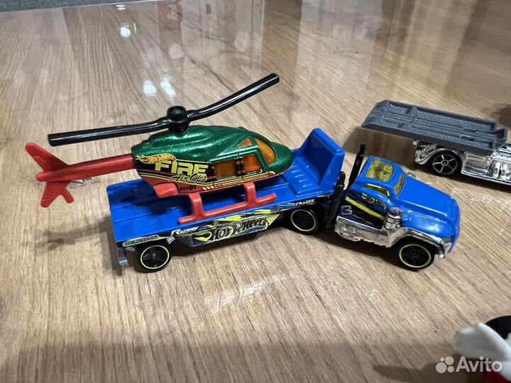 Машинки hot wheels грузовики