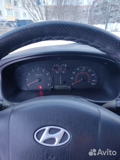 Hyundai Sonata 2.4 AT, 2001, 300 000 км