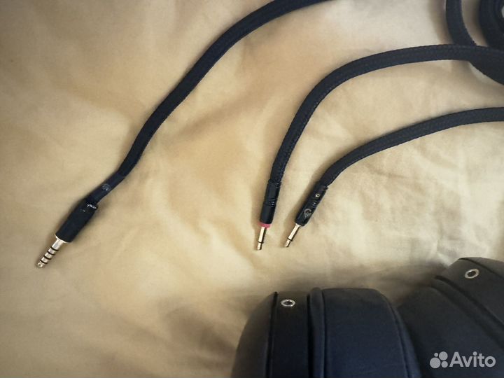 Наушники динамические полноразмерные