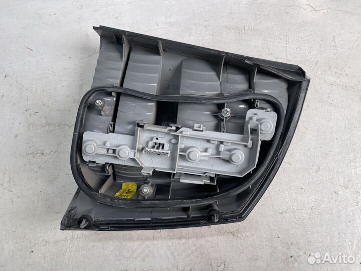 Фонарь задний левый для Opel Vectra C