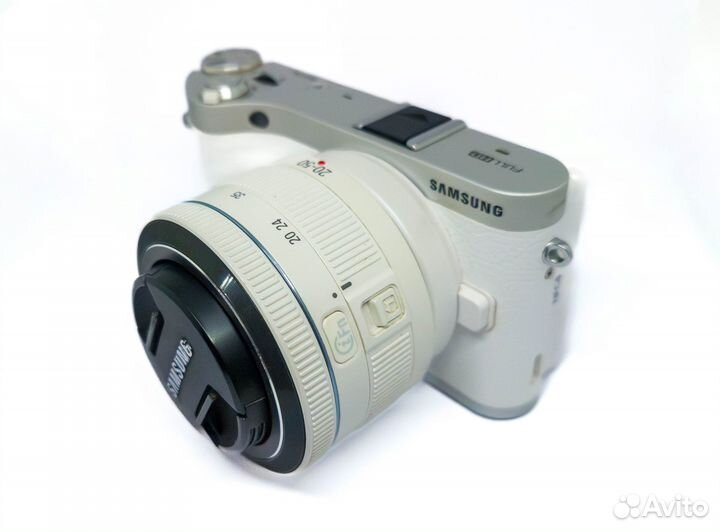 Samsung NX300