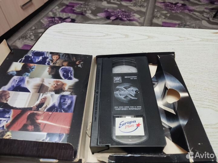 Видеокассета VHS люди X