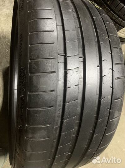 Michelin Pilot Super Sport 265/30 R20