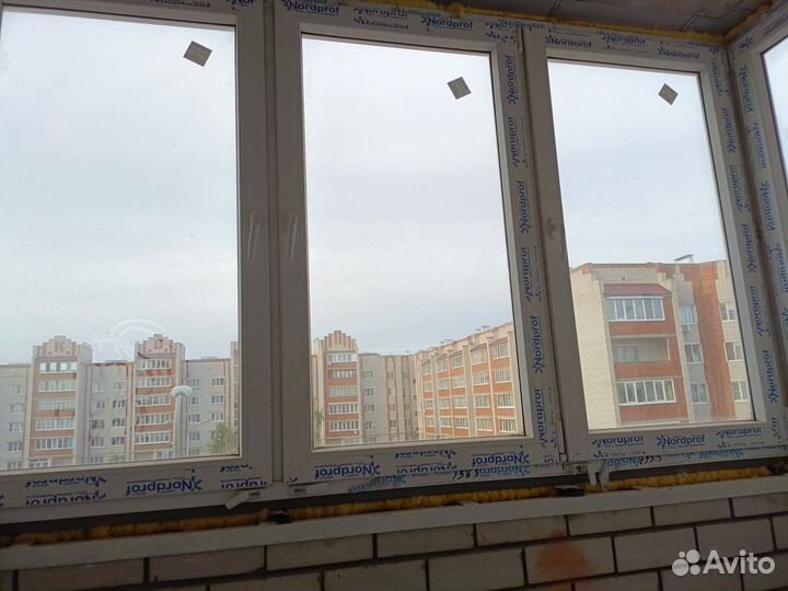 Балконная рама бу