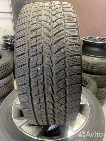 DoubleStar DW02 235/45 R18