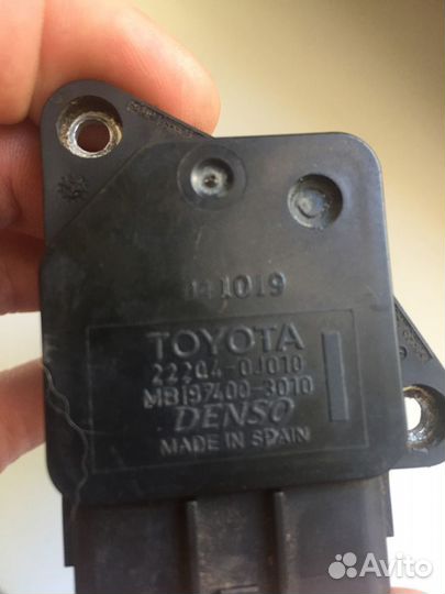 Датчик расхода воздуха Тойота 22204-0J010