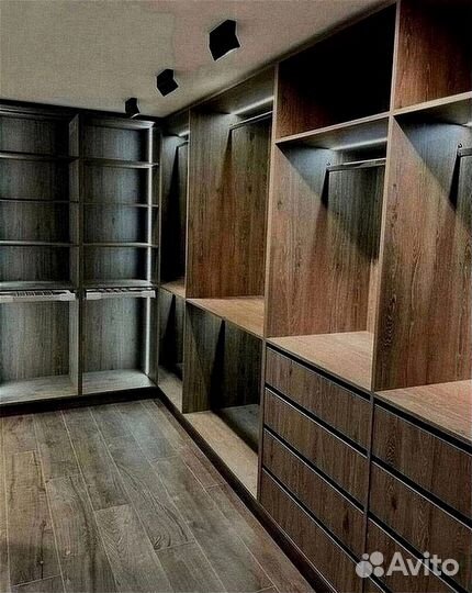 Шкафы встроенные, купе, распашные на заказ