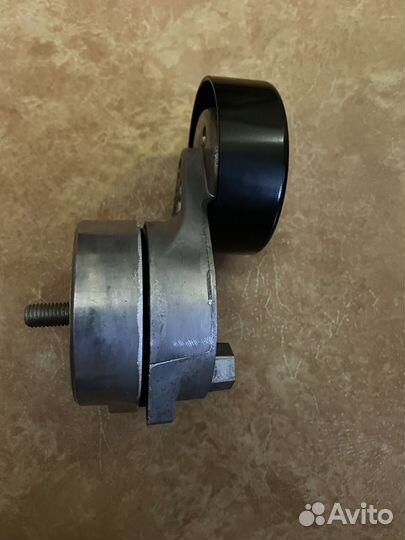 Ролик натяжитель ауди а6 с6