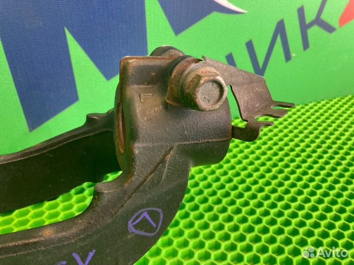 Кронштейн амортизатора передний левый Bmw X5 E70