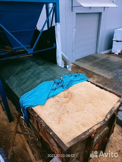 Опилки сухие