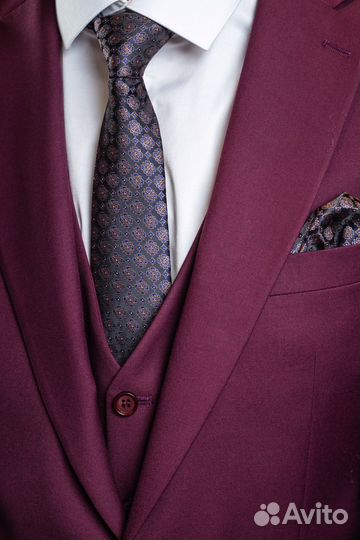 Костюм мужской классический