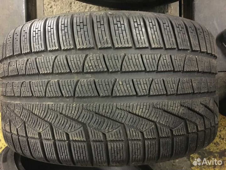Pirelli Winter Sottozero 270 Serie II 295/35 R19