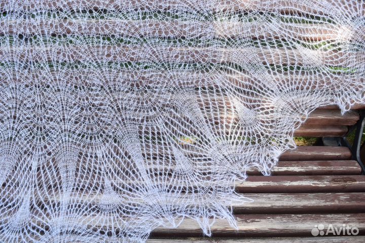 Паутинка белая