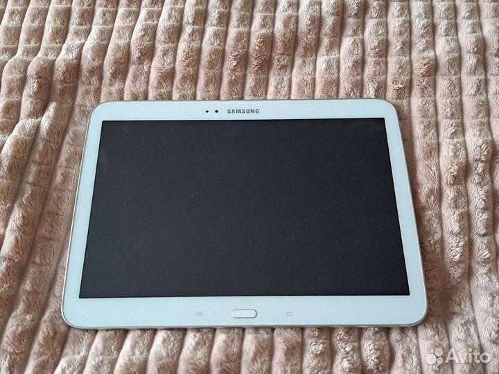 Планшет Samsung Galaxy Tab 3 P5200 16Gb (белый)