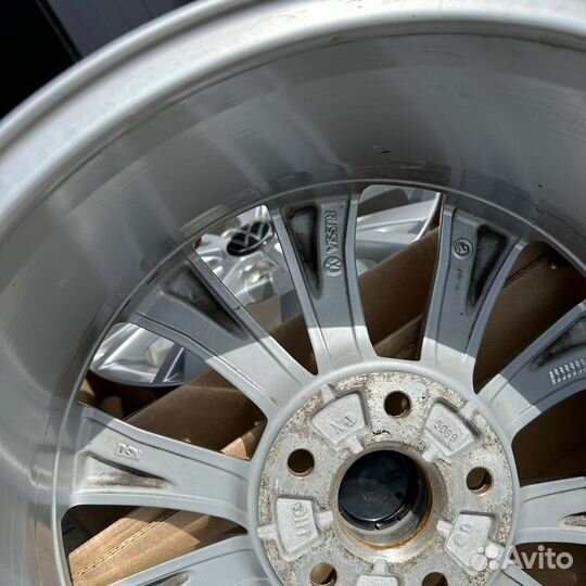 Оригинальные диски R17 Volkswagen