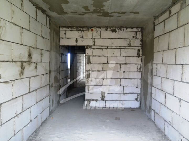 2-к. квартира, 80 м², 9/17 эт.