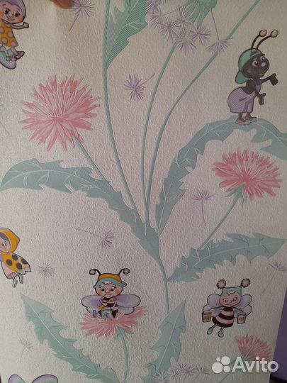 Обои детские отдам