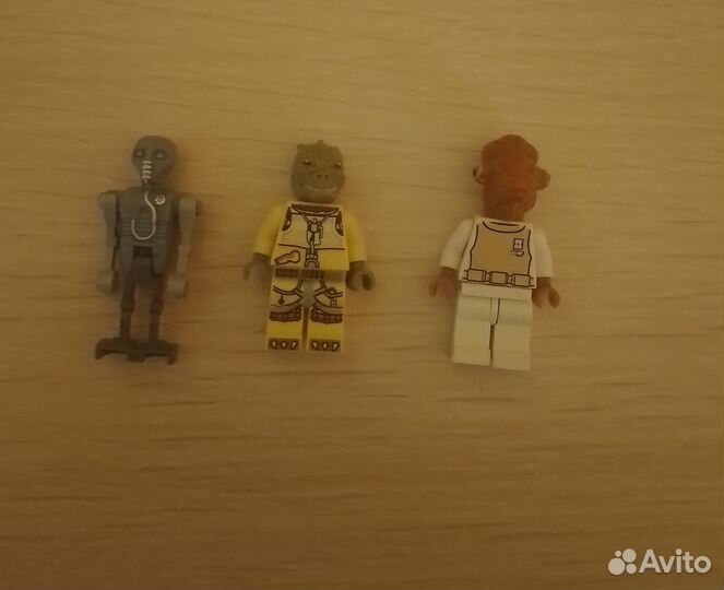 Lego star wars минифигурки (Босск, Адмирал Акбар)