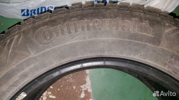 Continental IceContact 2 SUV 225/65 R17 106T