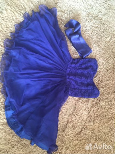 Продаю платье