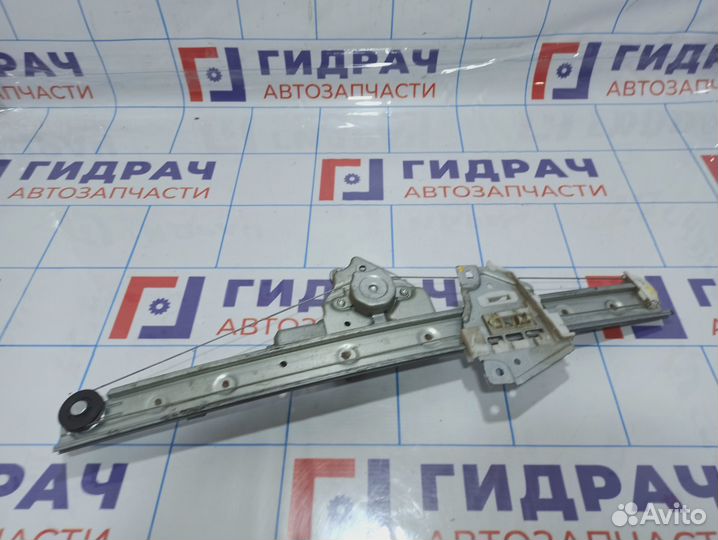 Стеклоподъемник электрический задний правый Suzuki