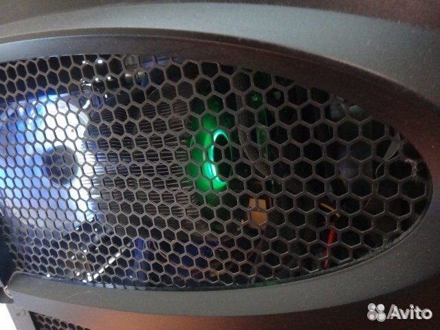 Мощный 4х ядерный процессор Intel Core 2quad Q6600