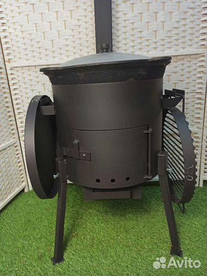 Печь под казан с дверцей, трубой и зольником