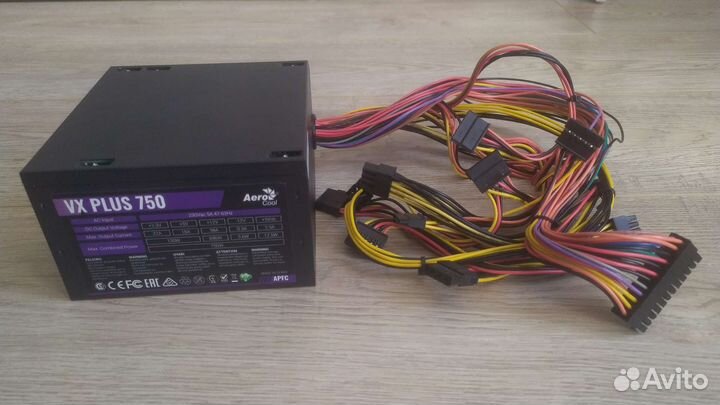 Блок питания Aerocool vx plus 750 ватт