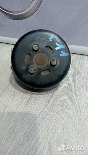 Помпа водяной насос Nissan tiida