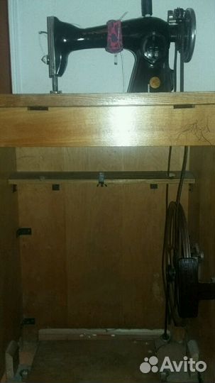 Швейная машина