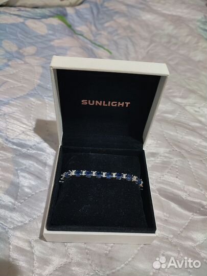 Серебряный браслет с фианитами и сапфирами