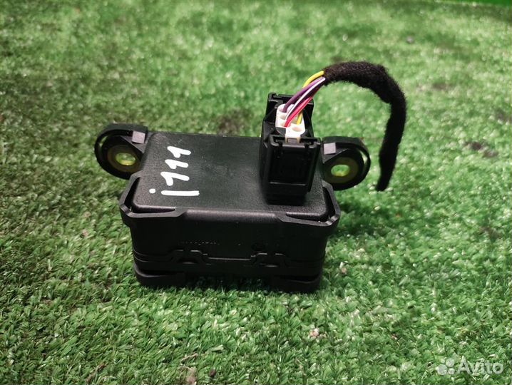 Датчик ускорения Mercedes Benz ML W164 2007