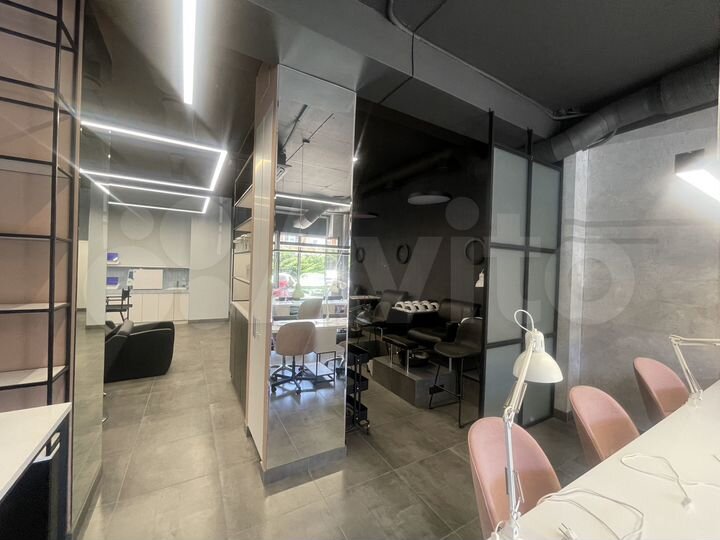 Торговая площадь, 82 м²