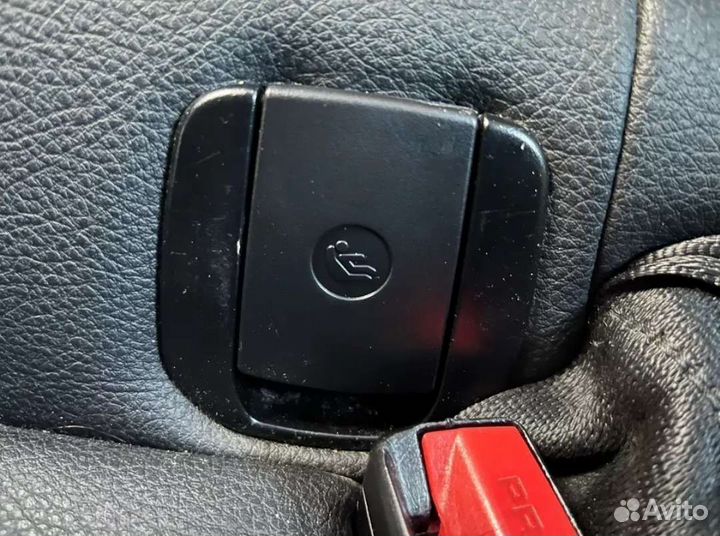 Заглушка детского сиденья bmw e81 e87