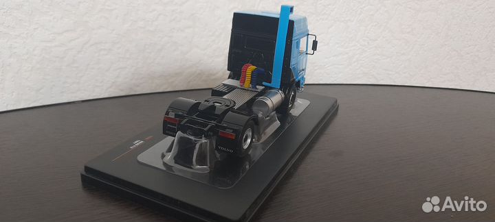 Модель автомобиля Volvo F12