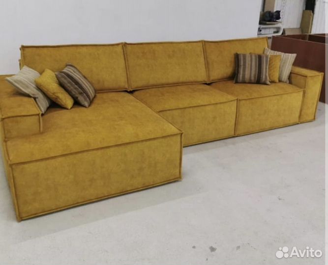 Диван с оттоманкой