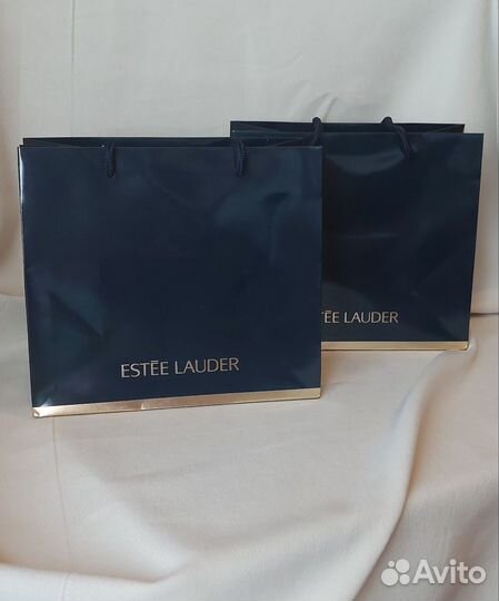 Набор косметики Estee Lauder с кометичкой